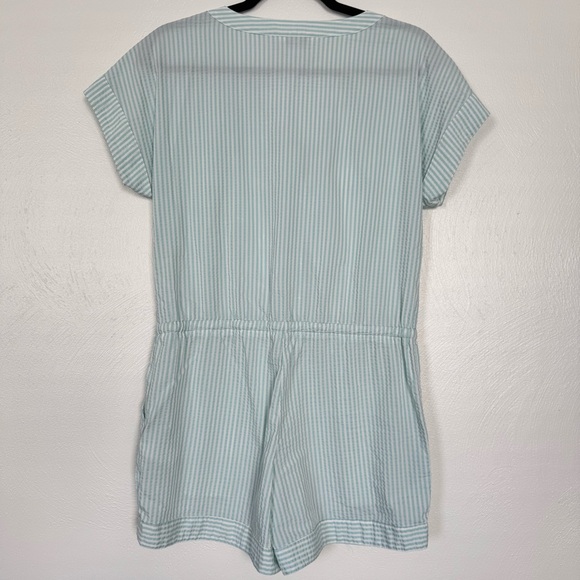 Vineyard Vines Romper Women's XS Aqua Blue White Stripe Seersucker Pocket Casual - Picture 5 of 8